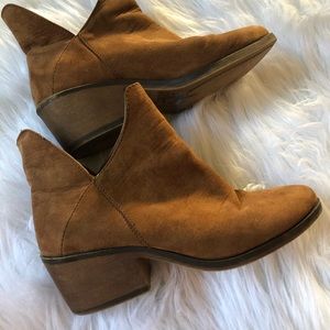 Forever 21 tan ankle boots, size 6